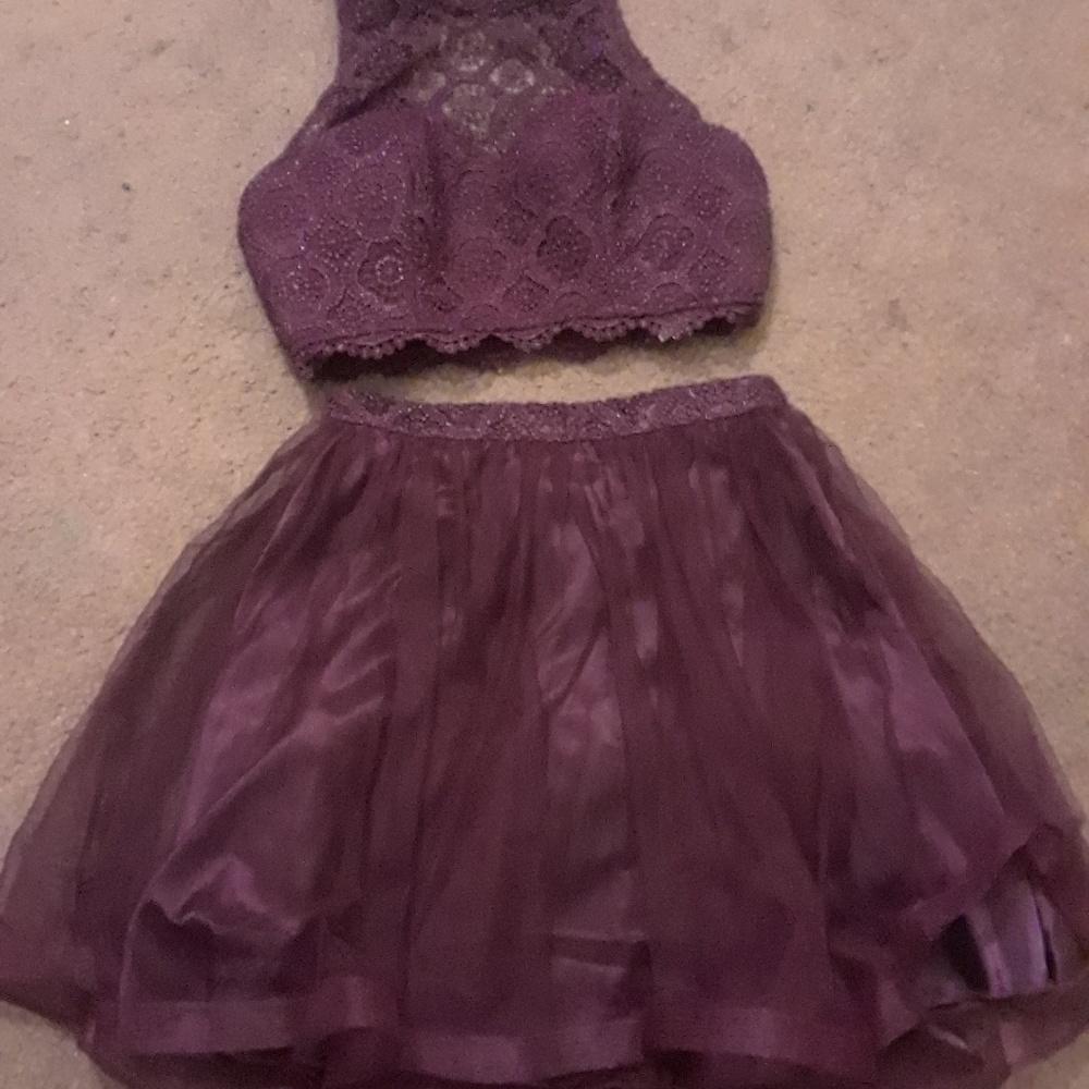 Burgundy 2-piece dress